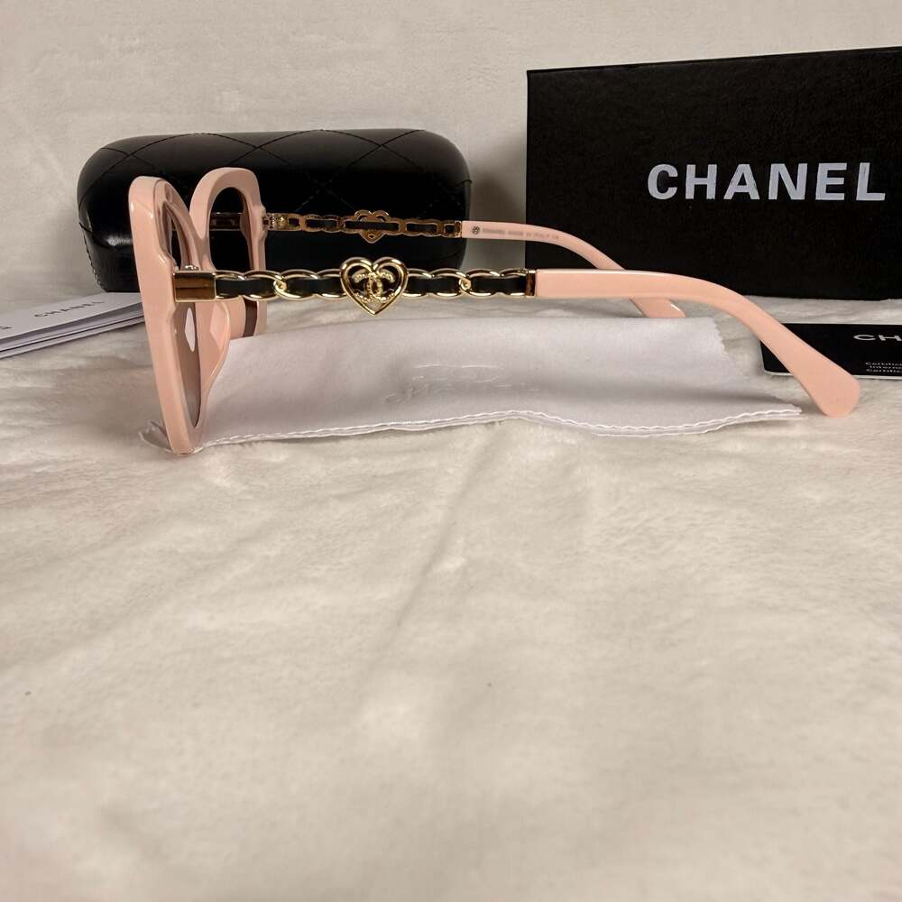 Chanel Cat Eye Sunglasses Pink Frame with Heart Chain Temples - Picture 3 of 7